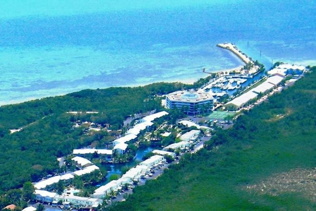 Licensed Mgr - 2/2 Villa - Oceanfront Beach Resort - Saltwater Lagoon & Marina! Key Largo Exterior photo