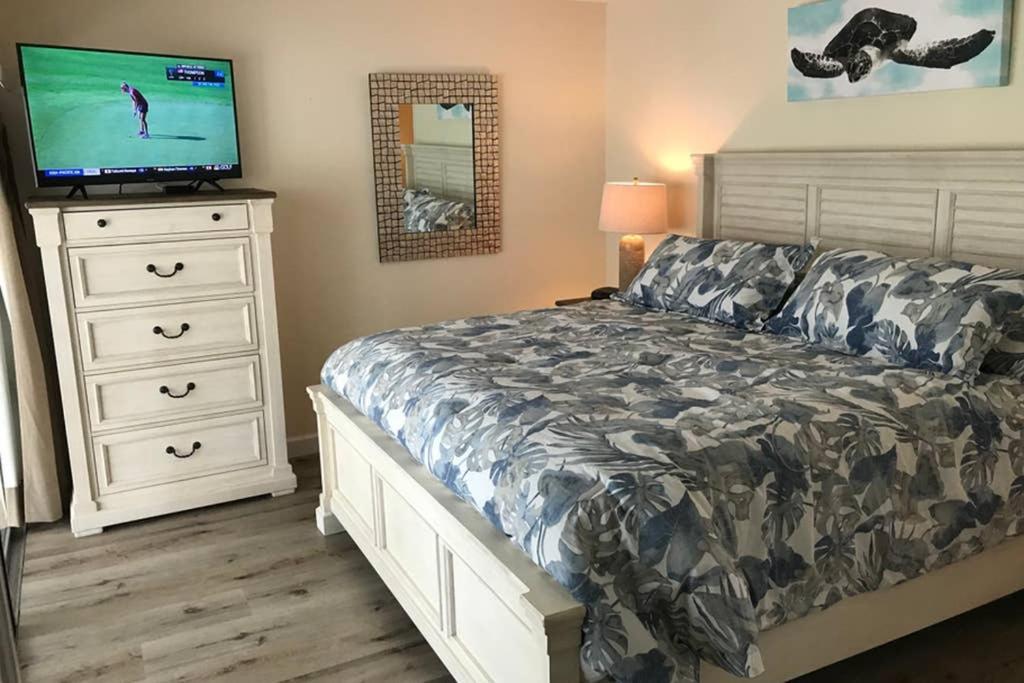Licensed Mgr - 2/2 Villa - Oceanfront Beach Resort - Saltwater Lagoon & Marina! Key Largo Exterior photo